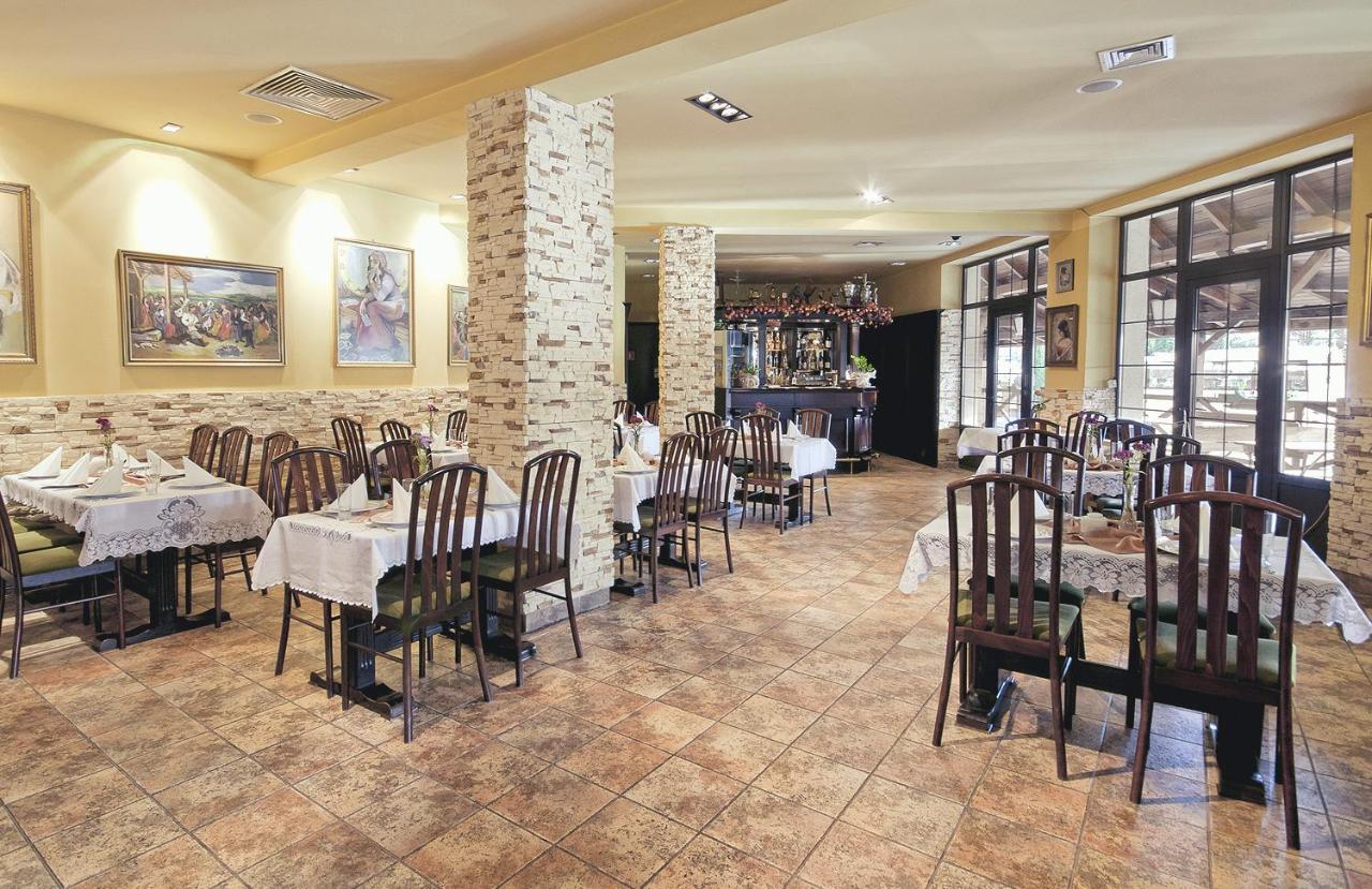 Hotel Teresita Краков Экстерьер фото
