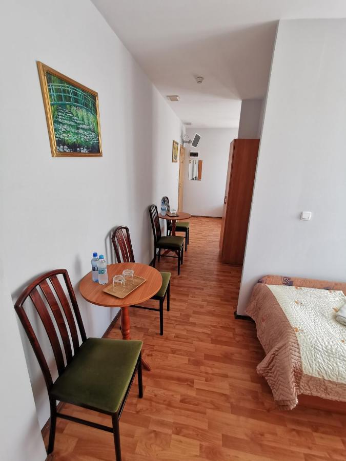 Hotel Teresita Краков Экстерьер фото